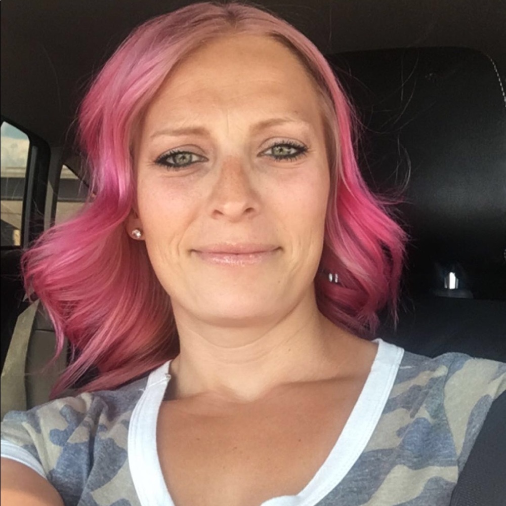 Meet your Posher, Tiffany